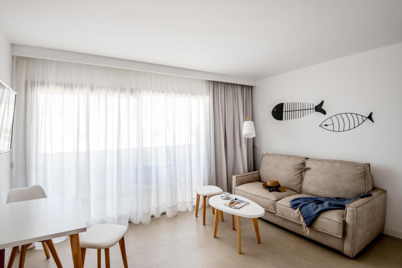 Apartamentos Top Secret Prestige Es Pujols - Formentera Vacaciones Экстерьер фото